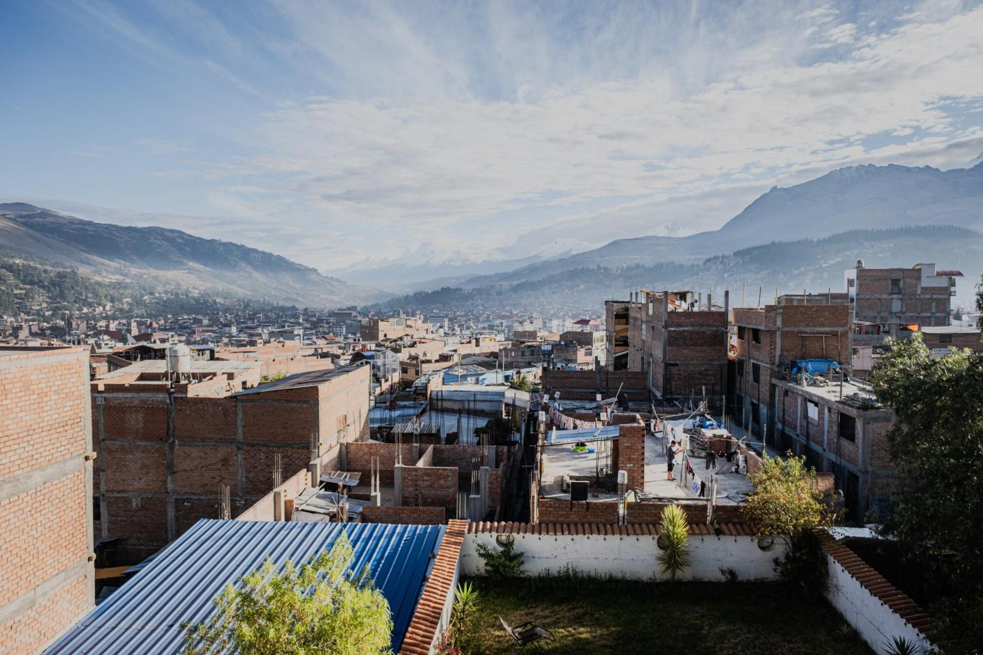 Hotel Santa Cruz Huaraz  Extérieur photo