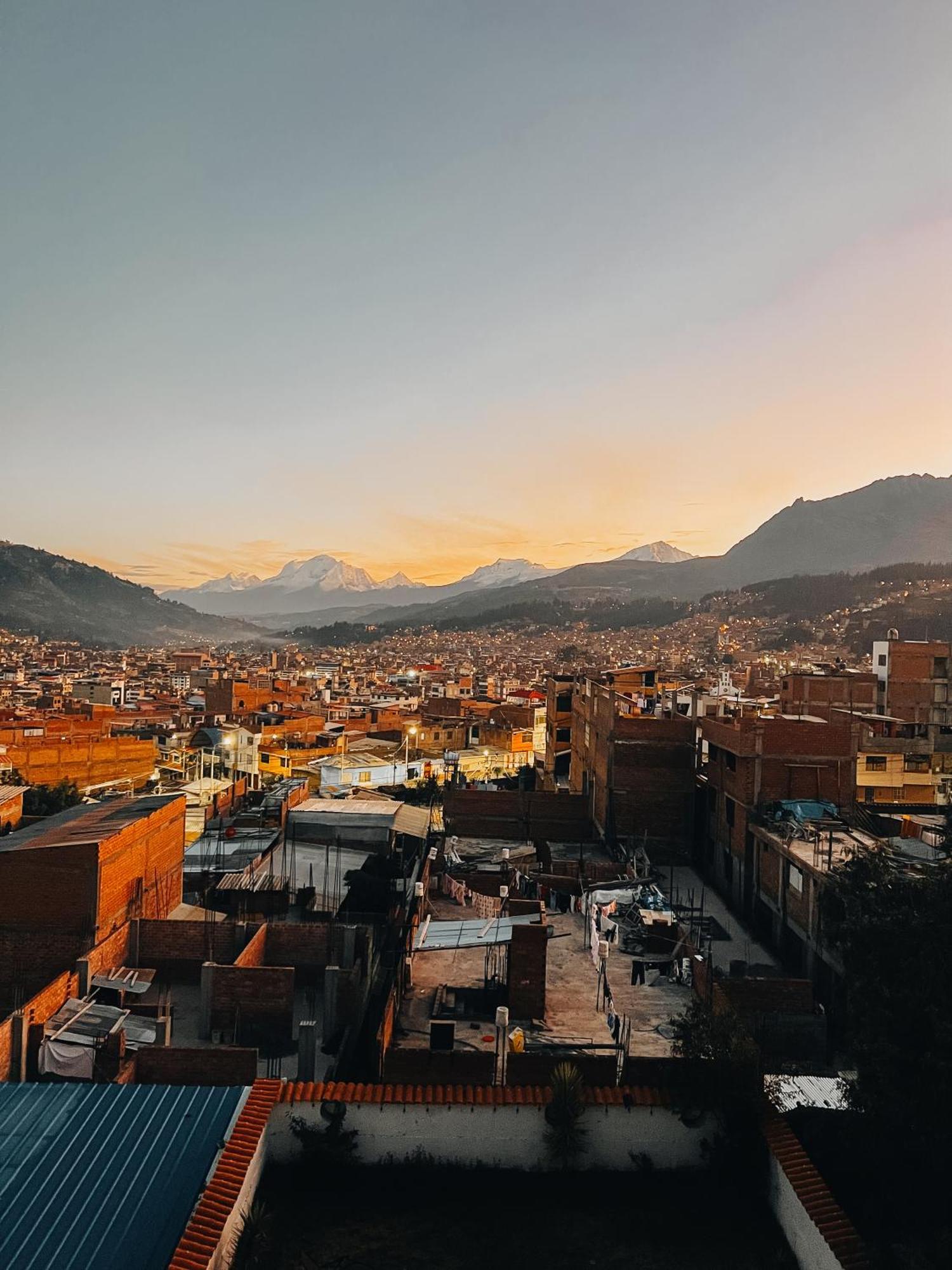 Hotel Santa Cruz Huaraz  Extérieur photo